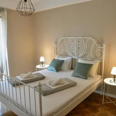Apartment Maja *