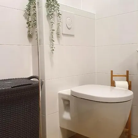 Maja Apartment *